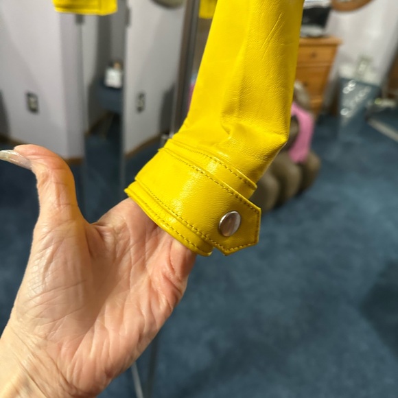 Yellow bright genuine Leather Jacket - Picture 3 of 10